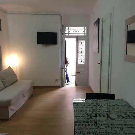Residence Lesa Semesterbostad Lesa
